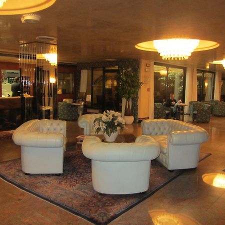 Hotel Leonardo Da Vinci Sassari Exteriör bild