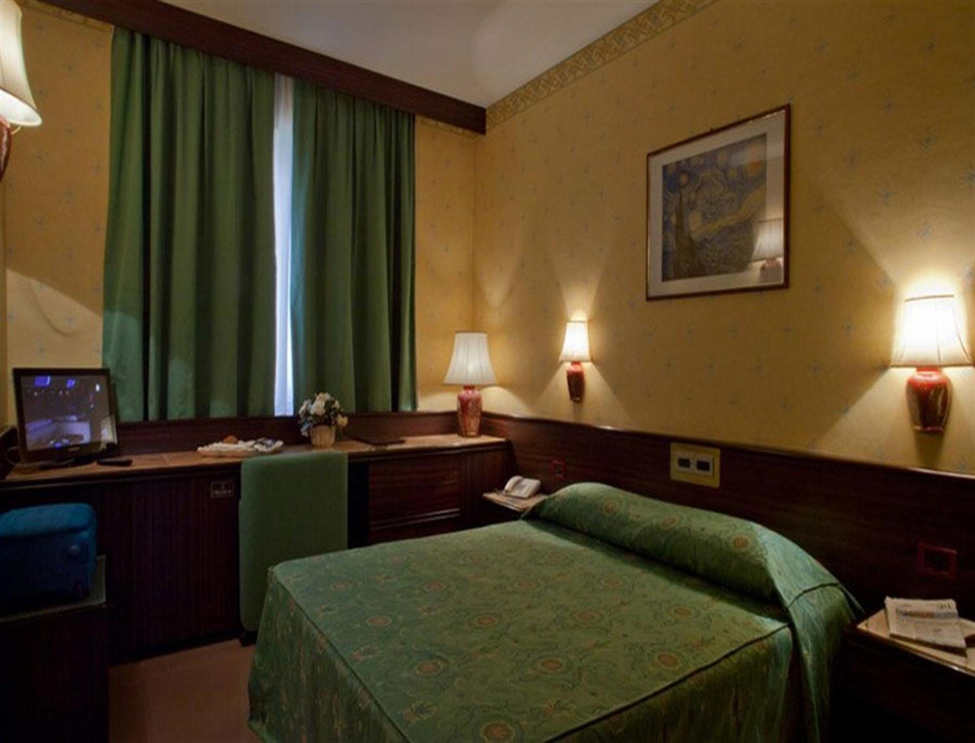 Hotel Leonardo Da Vinci Sassari Exteriör bild