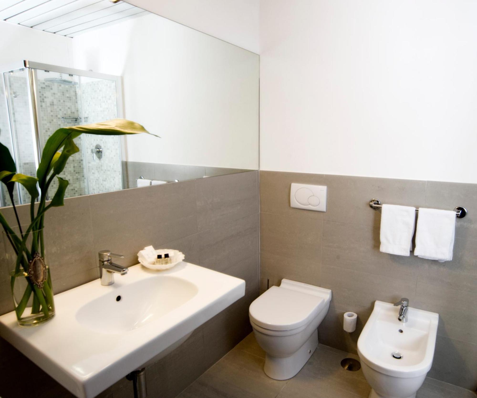 Hotel Leonardo Da Vinci Sassari Exteriör bild